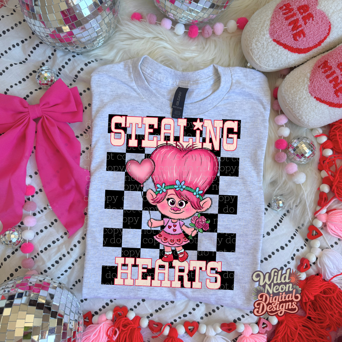 Stealing hearts pink