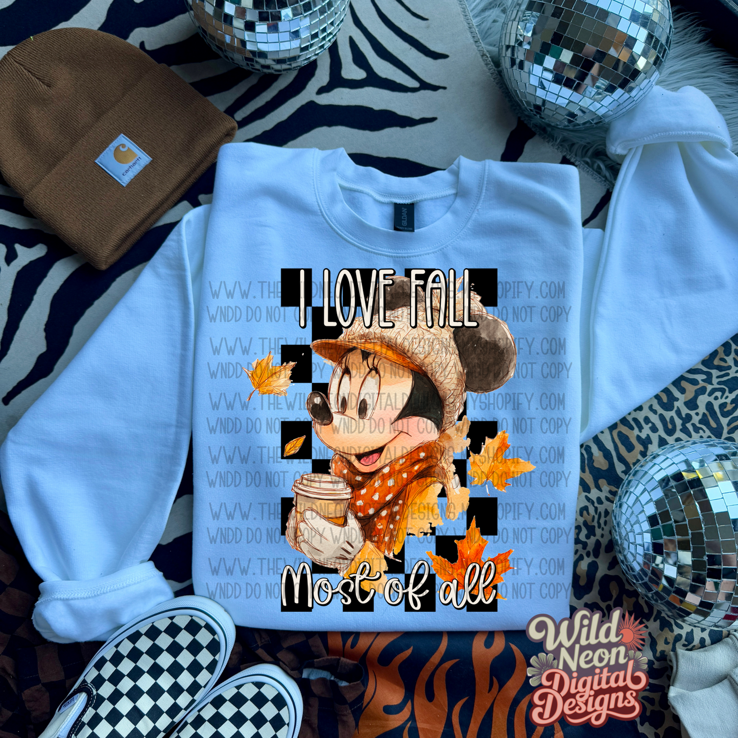 I love fall minnie